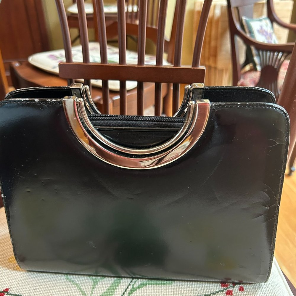 Purses - Picture 6 of 11